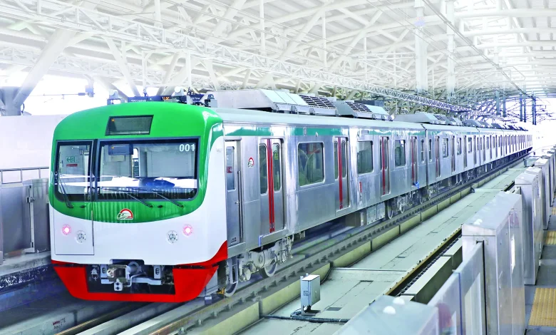 metro rail paragraph